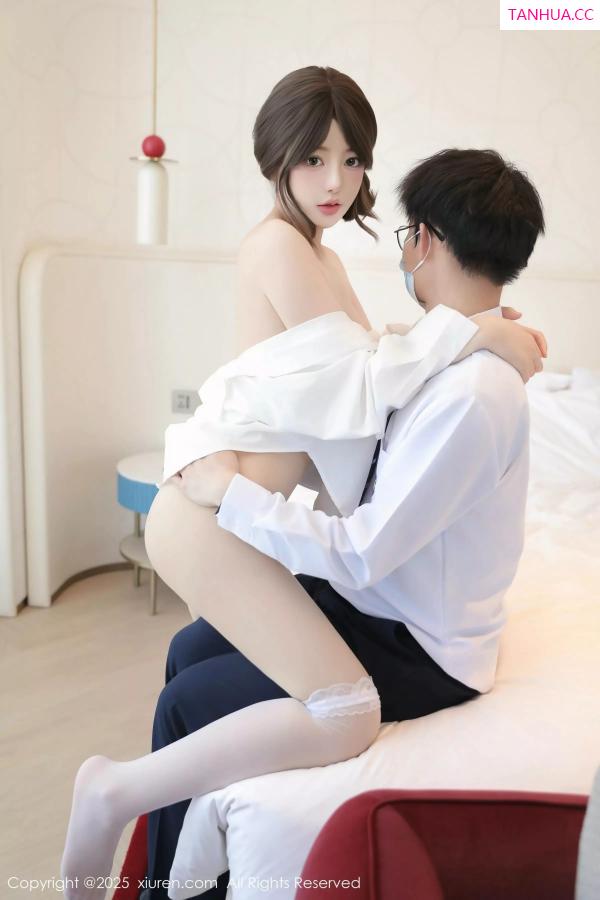   [XiuRen]高清写真图 2025.03.18 No.10036 桃妖夭 丝袜美腿第40张图片